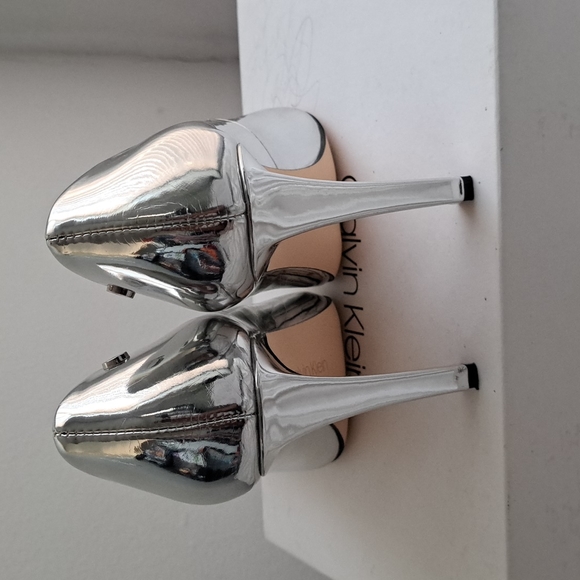 Calvin Klein Brady Metallic Pumps - Picture 3 of 5